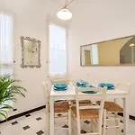 Lalla Fede Lägenhet Chiavari